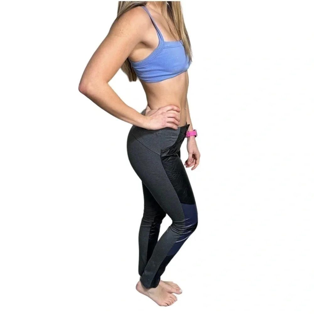 Janet Paris L sexy faux black & purple leather‎ front pull on low ride pants